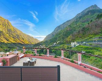 Du.Val - Madeira Valley Villa - Ribeira Brava - Balcón