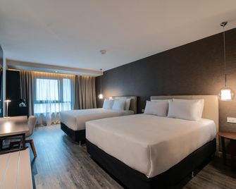 SORO Montevideo, Curio Collection by Hilton - Montevideo - Bedroom