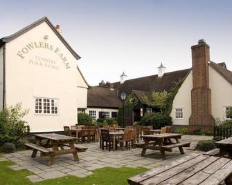 Premier Inn Braintree (Freeport Village) - Braintree - Патіо