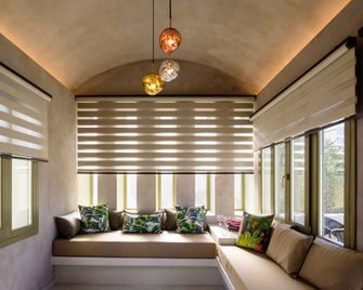 Zephyros Hotel - קאמארי - סלון