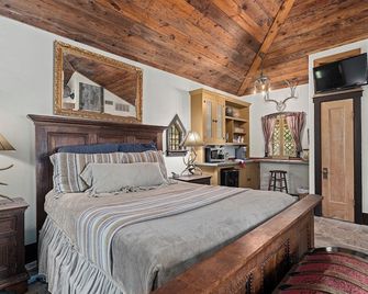 Diamond Belle | Unique and Beautiful Space - Fredericksburg - Habitación