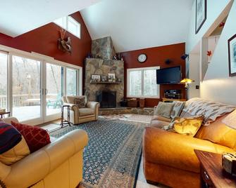 The Ski Haus - Jackson - Living room