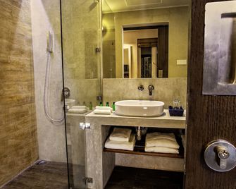 Sevana City Hotel - Kandy - Phòng tắm