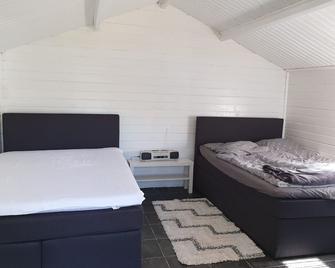 Holidays in the Nurdach house in the beautiful Ammerland with proximity to the water - Bockhorn - Habitación