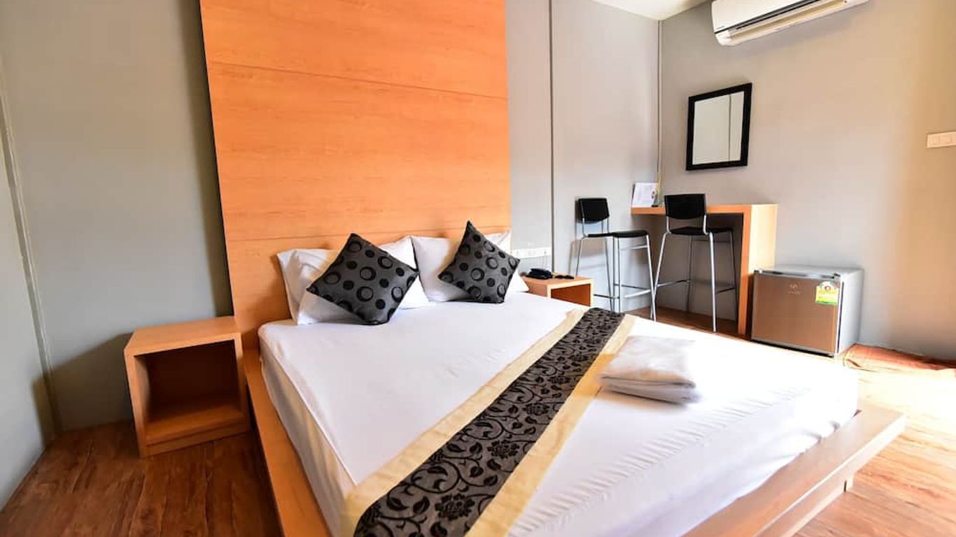 เลิฟ บ็อกซ์ รีสอร์ท