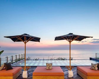 Tribe Bali Kuta Beach - Kuta - Building