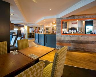 Premier Inn London Romford - Mercury Gardens - Romford - Бар