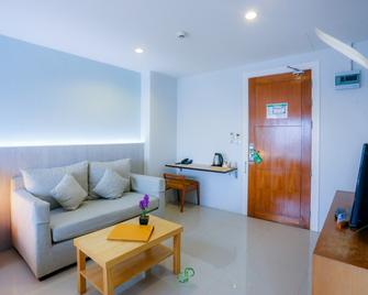 Crystal Jade Hotel - Rayong - Olohuone