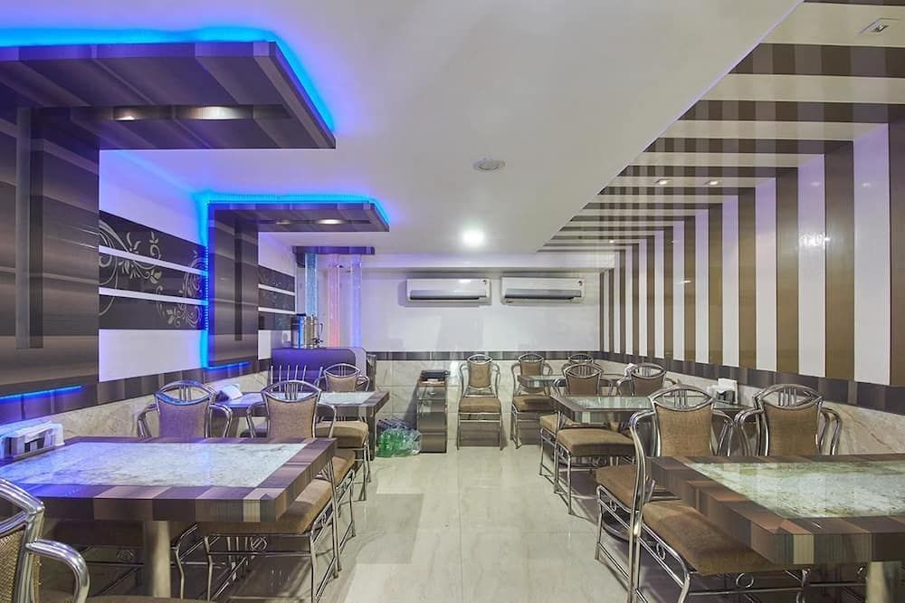 Hotel Apex - נבי מומבאי - מסעדה