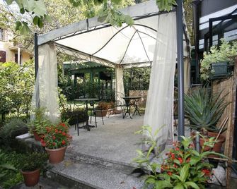Hotel Adler - Milan - Patio