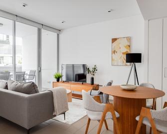 The Alta Apartments by Urban Rest - Sídney - Sala de estar