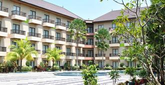努安薩英達酒店 - 峇里巴板 - 巴厘巴板 - 建築