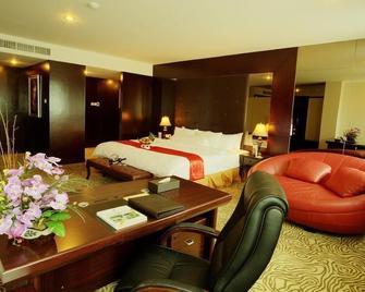 Grand Central Hotel Pekanbaru - Pekanbaru - Habitación