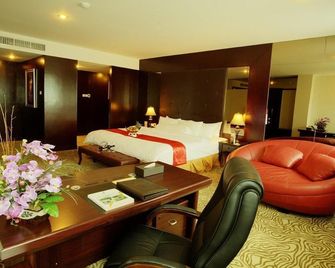 جراند سنترال هوتل بيكانبارو - بيكانبارو - غرفة نوم