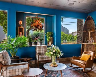 مافريك هوتل يوجين نير يونيفرسيت ، آن أسيند كوليكشن هوتل - يوغين - ردهة