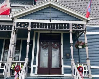 The Hancock House Bed & Breakfast Inn - Dubuque - Edifício