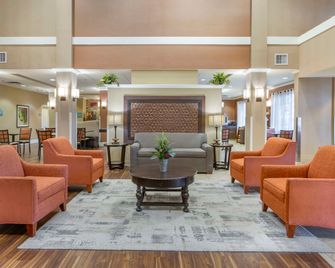 Best Western Plus Chandler Hotel & Suites - צ'נדלר - טרקלין