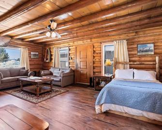 Stanley Stays - The Wall Street Cabin - Stanley - Bedroom