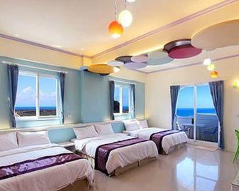 Good Viewing Spot B&B - Ludao - Bedroom