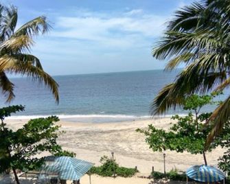 Palm Beach Resort - Alappuzha - Beach