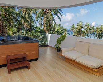 Kinan Boutique - Fulidhoo - Balcony