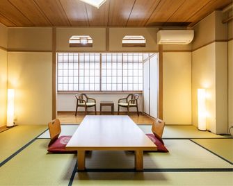 Umenoya - Yamaguchi - Dining room