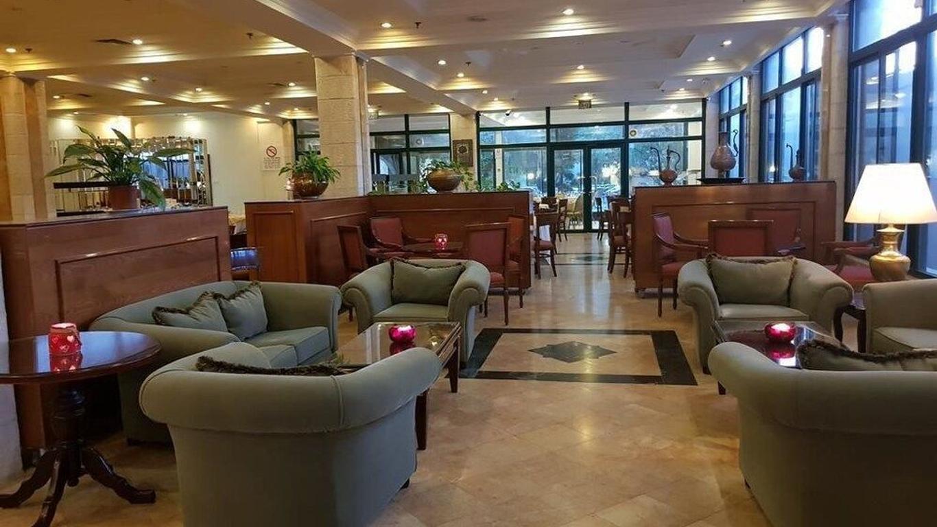 كريسماس هوتل