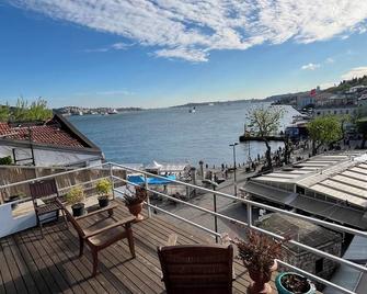 Levant Pension de Luxe - Istanbul - Balcony