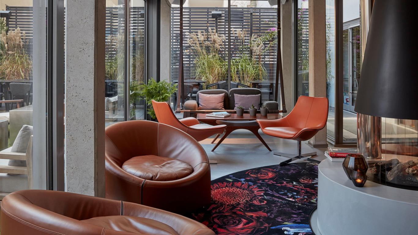 Sir Savigny Hotel, part of Sircle Collection