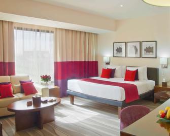 Novotel Suites Riyadh Olaya - Riyadh - Bedroom