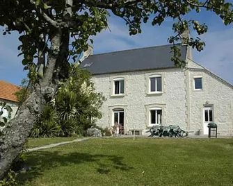 Maryse et Jean-Pierre - Longues-sur-Mer - Gebouw