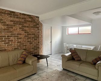 High 5 - South West Rocks - Sala de estar