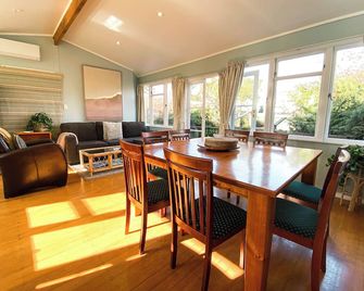 Kauri Villas - Whangarei - Comedor