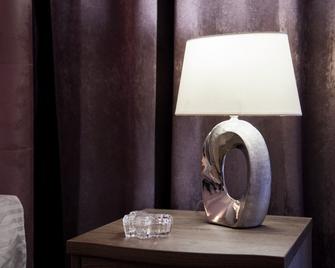 Farfalle Hotel - Moscú - Servicio de la habitación