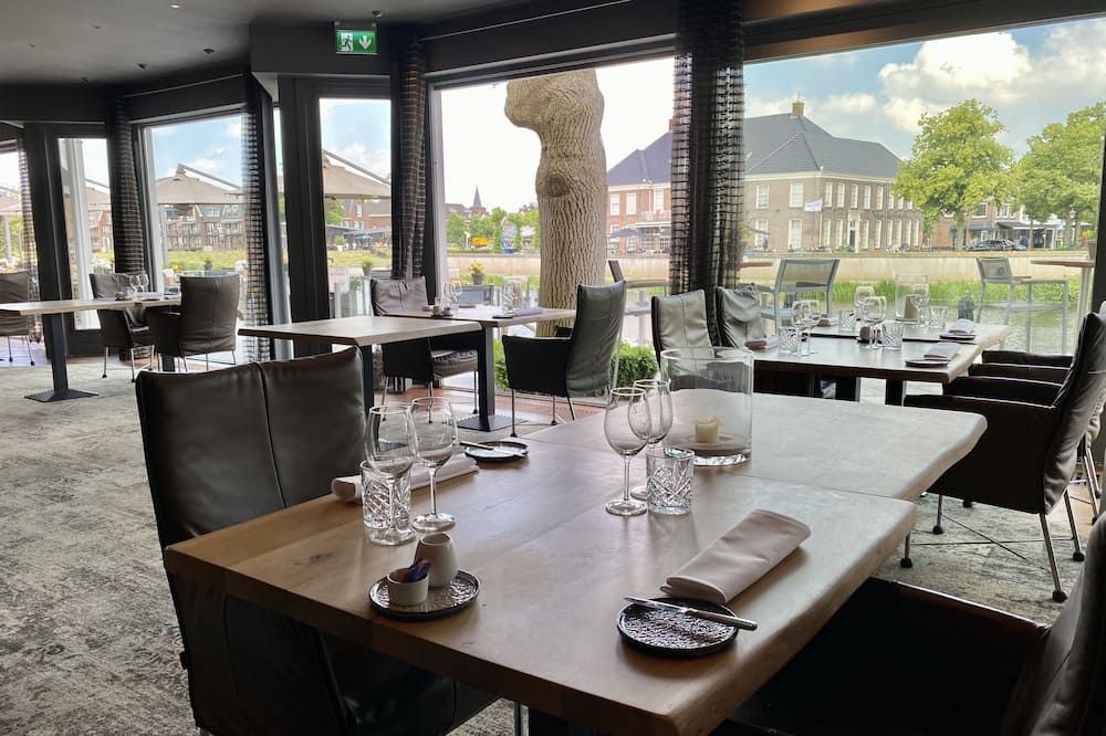 دي زون هوتل آند ريستورانت باي فلاو