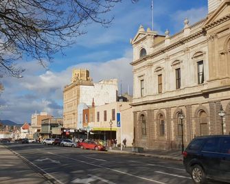 The Eastern Hotel Accommodation - Ballarat