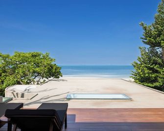 Vows Villa Beachfront - Ko Samui - Playa