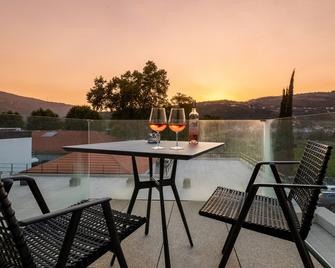 The Wine House Hotel - Lamego - Varanda