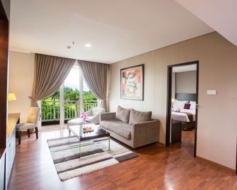 The Royale Krakatau - Serang City - Soggiorno