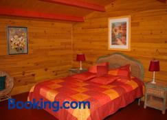Chalet aux pied des vignes - Montigny - Bedroom