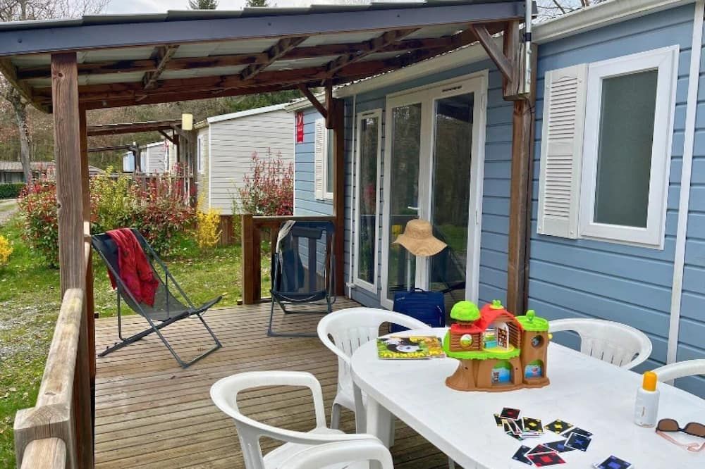 ZEcamping 3 piscine locatif TV BBQ clim 33m2 6 pers - Saint-Cergues - Innenhof