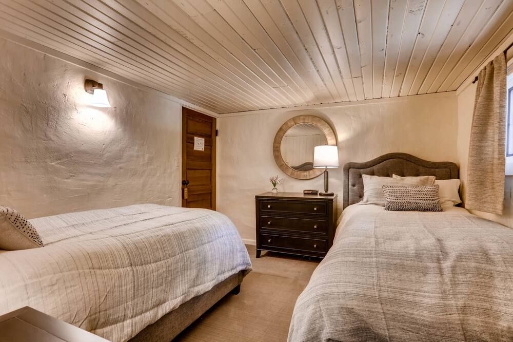 Ski Tip Lodge, A Vail Resorts Property - Keystone - Bedroom