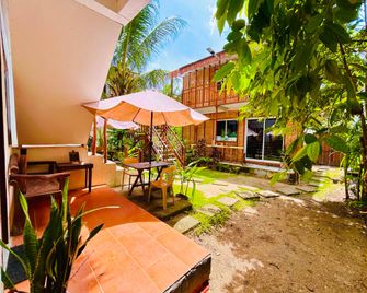 Latagaw Residential Homestay (Private Room Only) - General Luna - Patio