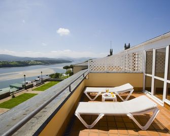 Parador de Ribadeo - Ribadeo - Balcony