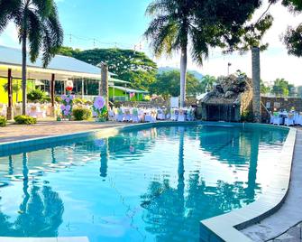 Timor Lodge - Dili - Svømmebasseng