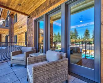Zalanta - South Lake Tahoe - Balcón