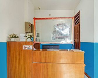 Hotel O Mall Of Indonesia - Jakarta - Front desk