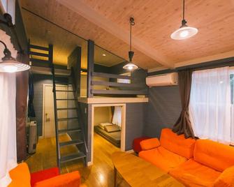 Pica Fujiyoshida - Campsite - Fujiyoshida - Obývací pokoj