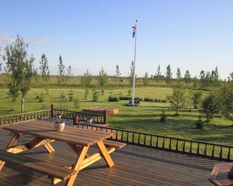 Hekla Holiday Home - Fludir - Patio