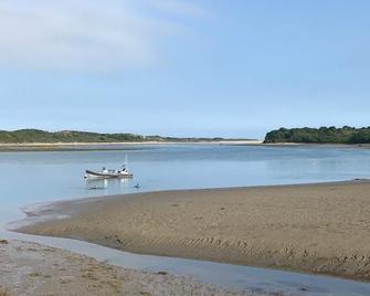 Luxury Apartment with Spectacular Mountain and Sea Views, The Quay, Dundrum - Newcastle - Beach